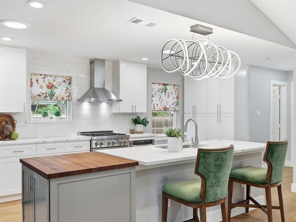 6722  Kingsbury Drive , Dallas Texas 75231