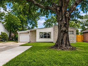 6730  Lodge Street , Houston Texas 77092