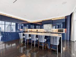 1918  Olive Street  3701, Dallas Texas 75201