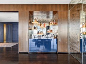 1918  Olive Street  3701, Dallas Texas 75201