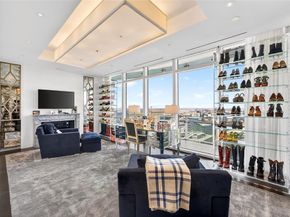 1918  Olive Street  3701, Dallas Texas 75201