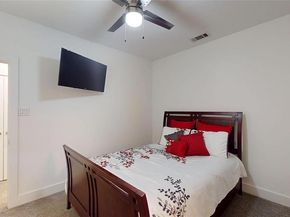 5811  Bryan Parkway  10, Dallas Texas 75206