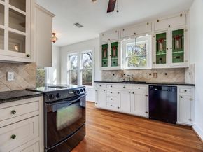6931  Lindsley Avenue , Dallas Texas 75223