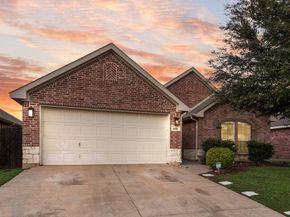 500  Crescent Creek Lane , Fort Worth Texas 76140