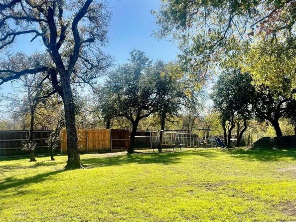 4301  Logans Lane , Lakeside Texas 76135