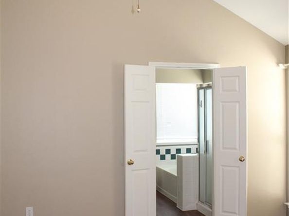 821  Lowe Drive , Cedar Hill Texas 75104