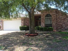 821  Lowe Drive , Cedar Hill Texas 75104
