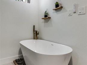 4221  Donnelly Avenue , Fort Worth Texas 76107