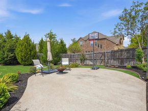 800  River Oak Avenue , Euless Texas 76039