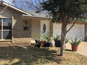 1807  Redbud Circle , Carrollton Texas 75006