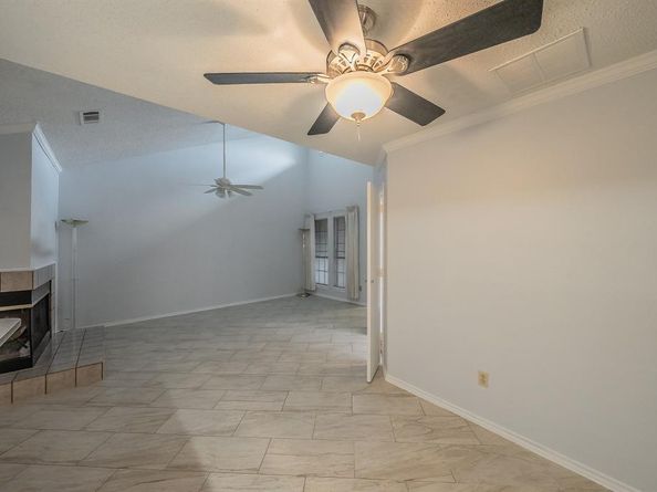 2800  Keller Springs Road  1D, Carrollton Texas 75006