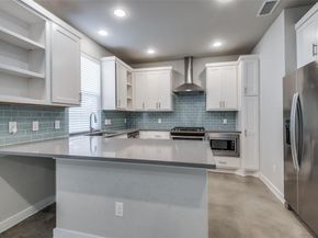 1225  Crownview Lane , Dallas Texas 75208