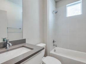 1225  Crownview Lane , Dallas Texas 75208