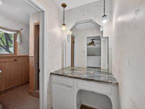 9846  Crestwick Drive , Dallas Texas 75238