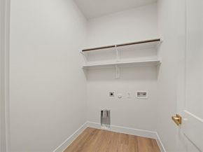 1033 E Bowie Street , Fort Worth Texas 76104