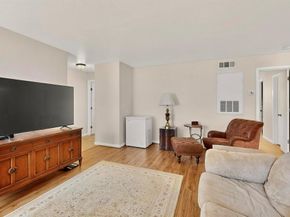 5981  Arapaho Road  901, Dallas Texas 75248