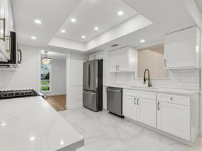 1704  Venetian Circle , Arlington Texas 76013