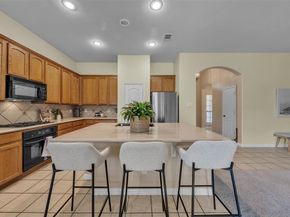 2951  Velero  , Grand Prairie Texas 75054