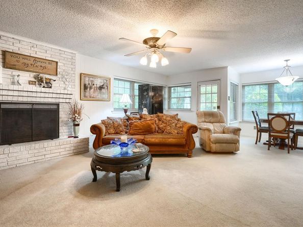 8226  Hunnicut Road , Dallas Texas 75228