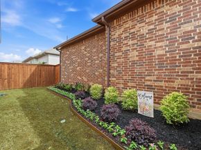 4747  Kings Garden Parkway , Arlington Texas 76005