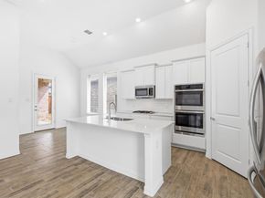 4747  Kings Garden Parkway , Arlington Texas 76005