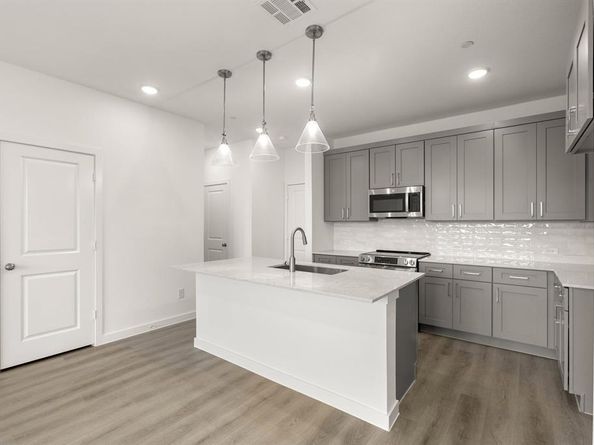 2306  Glacier Way , Mansfield Texas 76063