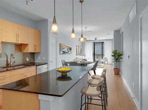 4333  Gilbert Avenue  215, Dallas Texas 75219
