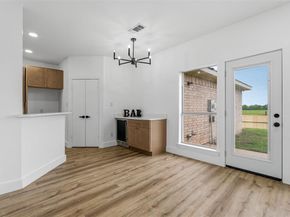 2712  Pioneer Lane , Lancaster Texas 75146