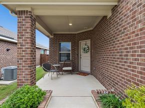 10121  Poinsett Way , Fort Worth Texas 76108