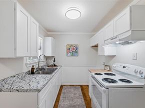 1006  Westridge Avenue , Lancaster Texas 75146