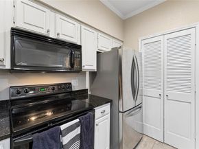 4102  Buena Vista Street  10, Dallas Texas 75204