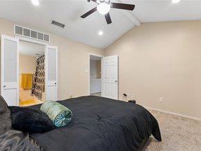 4102  Buena Vista Street  10, Dallas Texas 75204