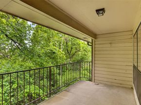 2505  Wedglea Drive  238, Dallas Texas 75211