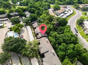 2505  Wedglea Drive  238, Dallas Texas 75211