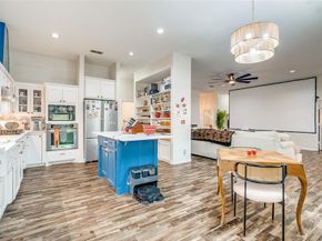 5609  tulane Avenue , River Oaks Texas 76114