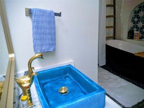 5609  tulane Avenue , River Oaks Texas 76114