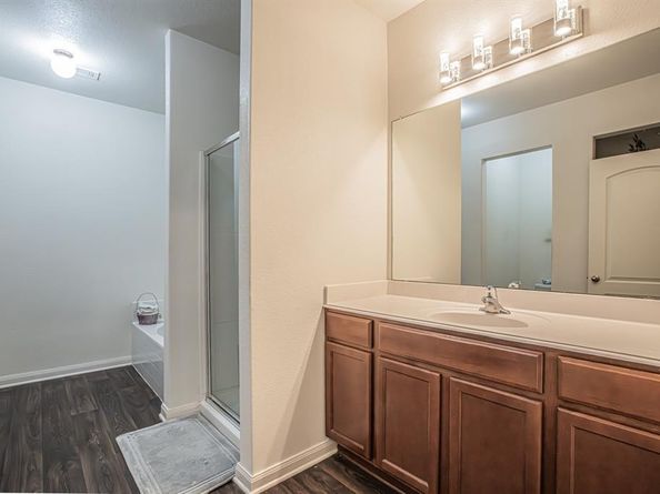 9849  Crocker Drive , Dallas Texas 75217