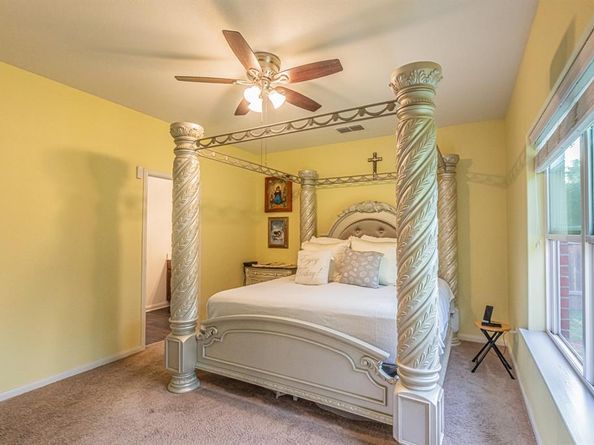9849  Crocker Drive , Dallas Texas 75217