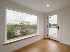 3358  Sylvan Avenue , Dallas Texas 75212