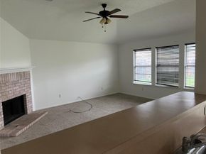 140  Rolling Hills Place , Lancaster Texas 75146