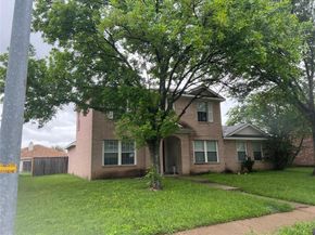 140  Rolling Hills Place , Lancaster Texas 75146