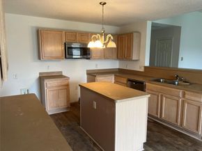 140  Rolling Hills Place , Lancaster Texas 75146