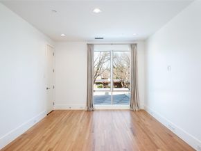 6446  Prestonshire Lane , Dallas Texas 75225