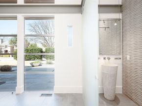 6446  Prestonshire Lane , Dallas Texas 75225