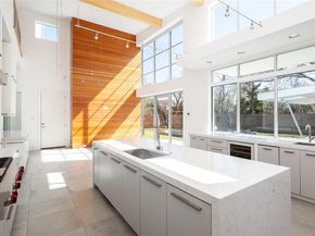 6446  Prestonshire Lane , Dallas Texas 75225