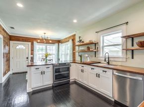 2706  Bomar Avenue , Fort Worth Texas 76103