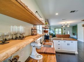 2706  Bomar Avenue , Fort Worth Texas 76103