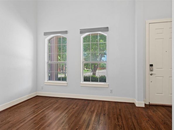 1136  Pedernales Trail , Irving Texas 75063