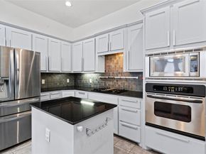 1136  Pedernales Trail , Irving Texas 75063