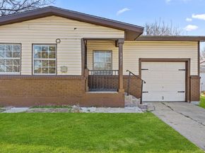 3432  Avenue C  , Fort Worth Texas 76105